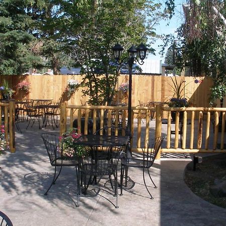 Eagle Rock Resort Naches Kültér fotó